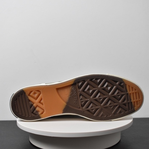 New unisex woman’s size 5/Men’s size 3 Converse Chuck 70 plus Hi - Olive - Picture 6 of 6